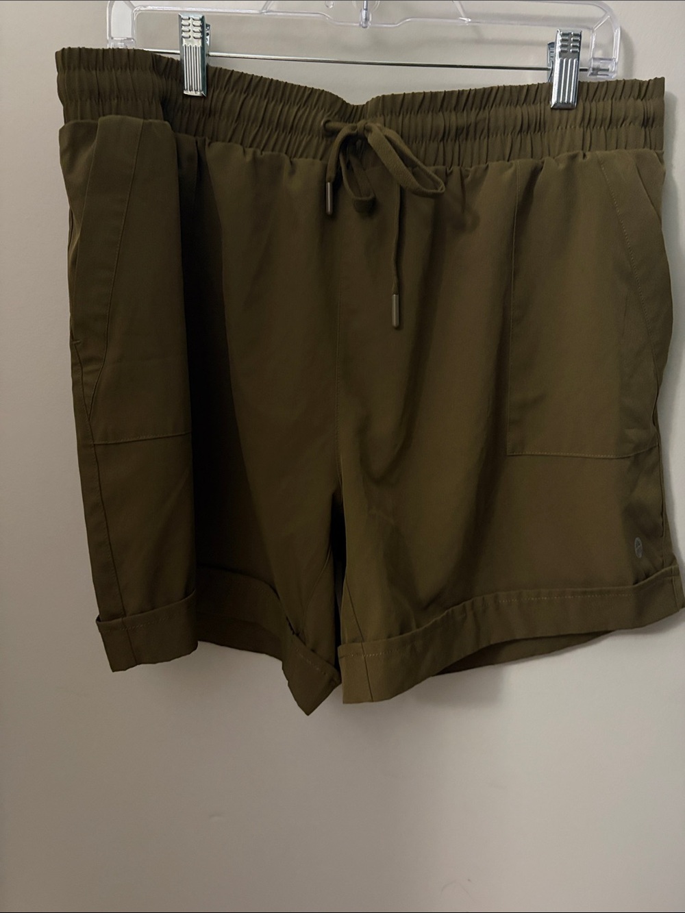 Mondetta Olive Green Drawstring Cargo Shorts
